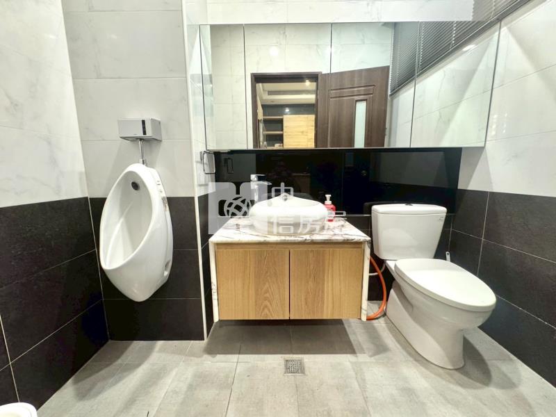 萬坪廍子公園旁霸氣4車電梯別墅房屋室內格局與周邊環境