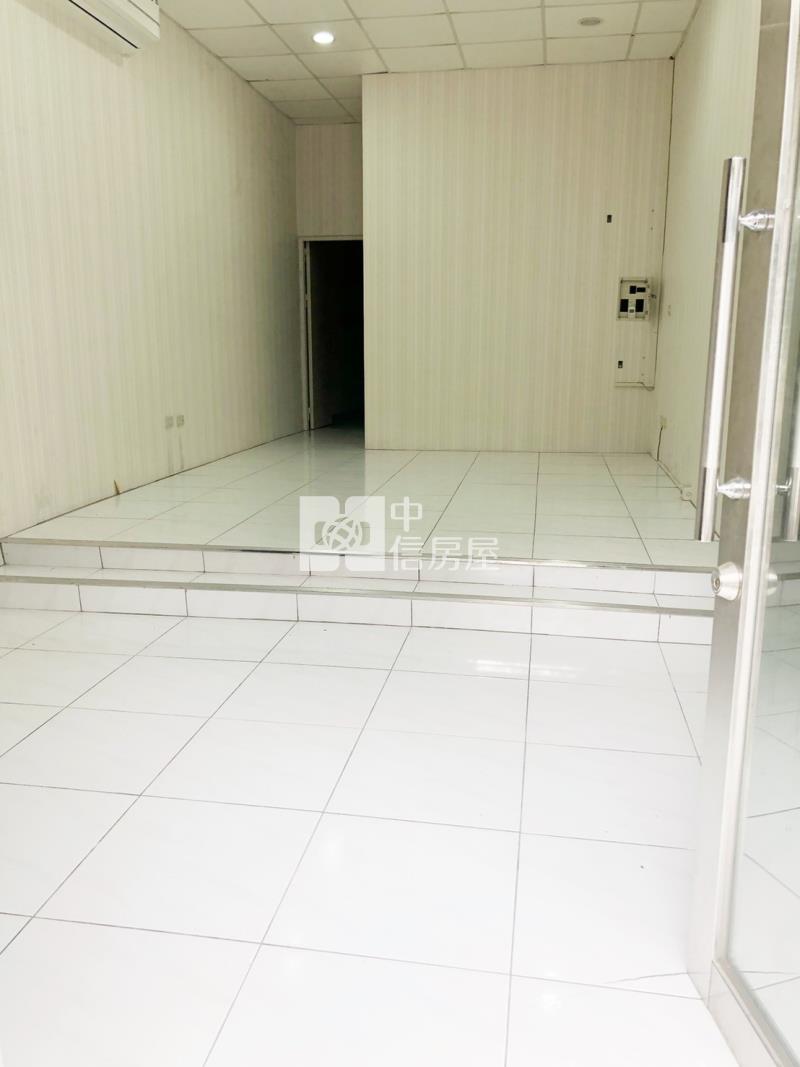 中正路透天店面房屋室內格局與周邊環境