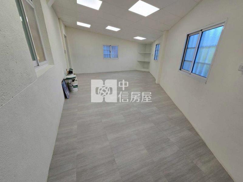 觀音【崙坪】邊間活巷整新美透天房屋室內格局與周邊環境