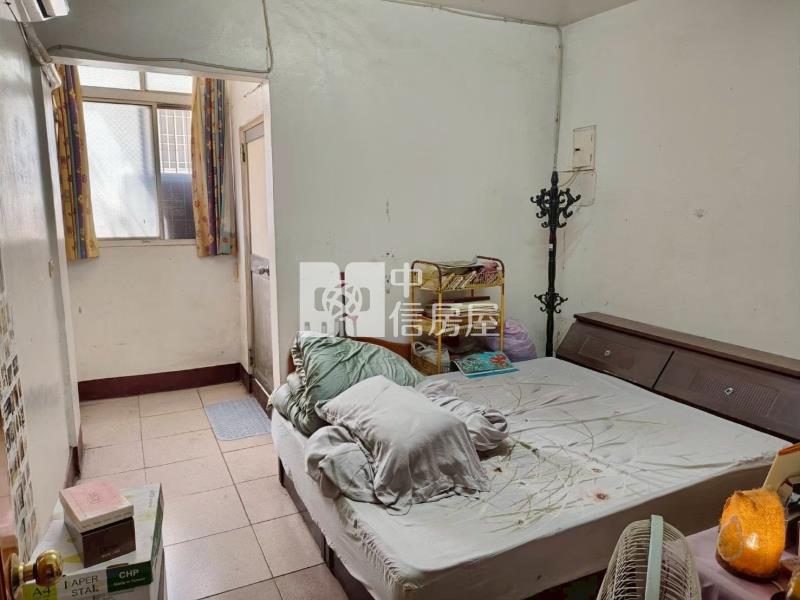 仁愛商圈透天厝房屋室內格局與周邊環境