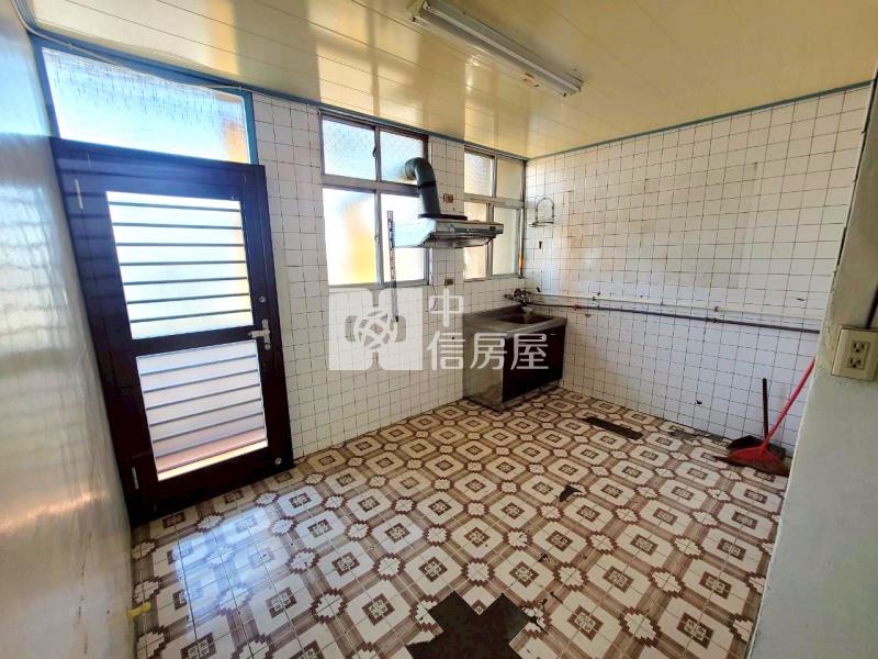 龜山近麥當勞低總價DIY三房美寓房屋室內格局與周邊環境