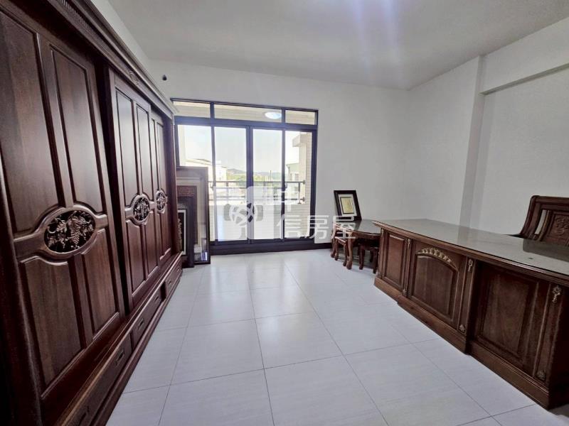 東山全新三面採光邊間車墅房屋室內格局與周邊環境