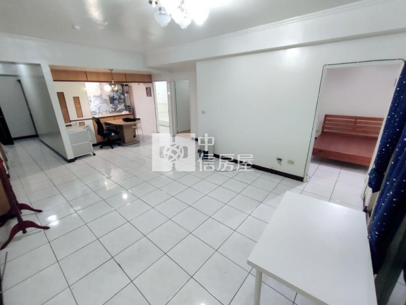 天王星美三房房屋室內格局與周邊環境