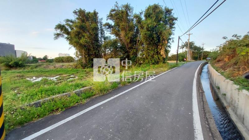 新屋市區旁都內農房屋室內格局與周邊環境