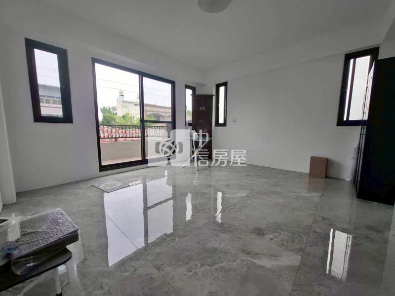 溪州重劃區旁角間雙拼新墅房屋室內格局與周邊環境