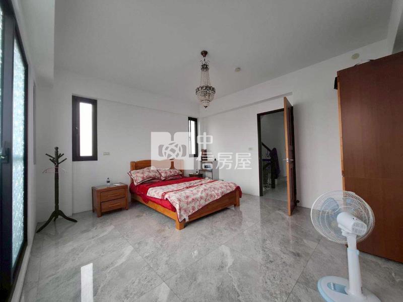 溪州重劃區旁角間雙拼新墅房屋室內格局與周邊環境