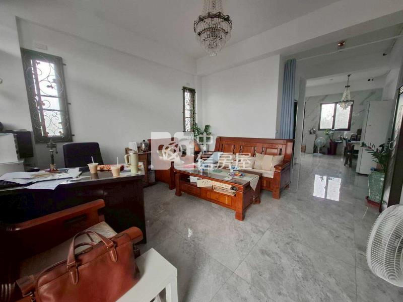 溪州重劃區旁角間雙拼新墅房屋室內格局與周邊環境