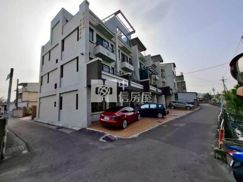 溪州重劃區旁角間雙拼新墅房屋室內格局與周邊環境