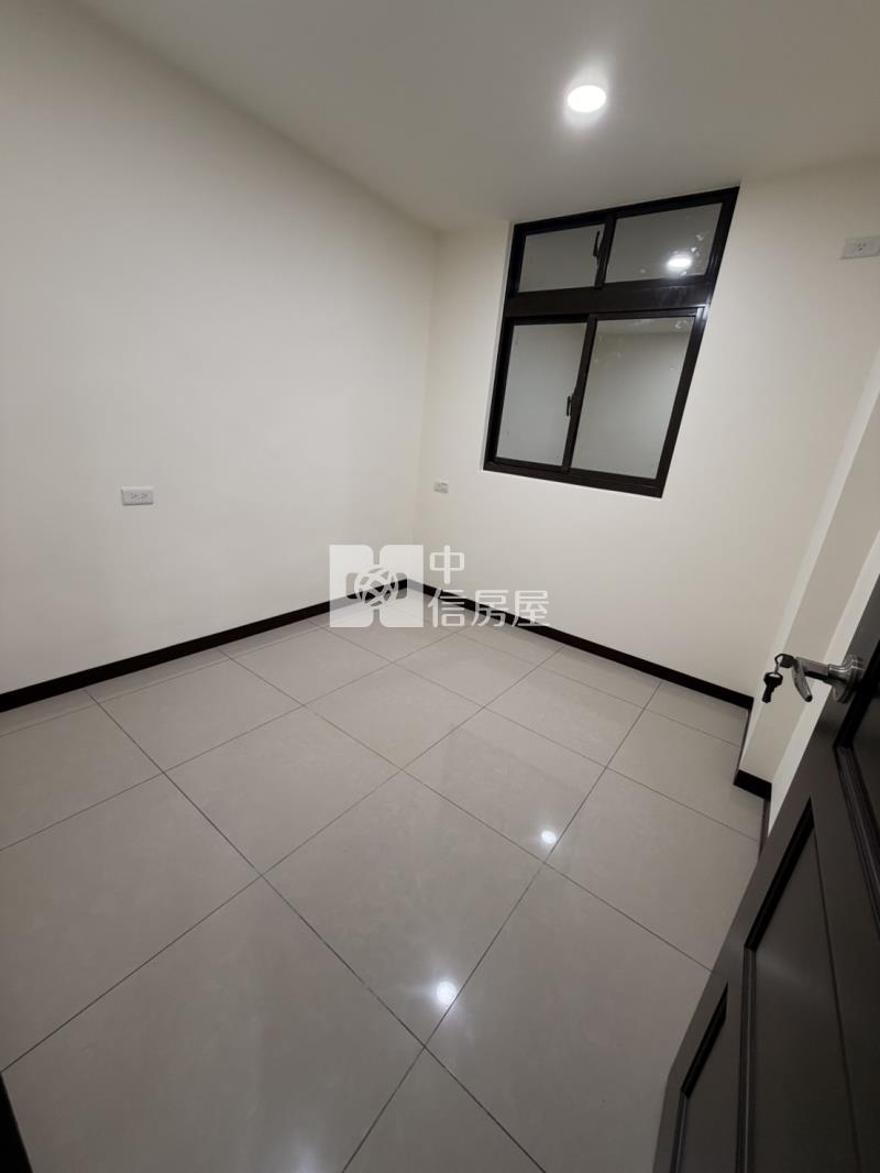 【安家】近龍潭交流道稀有前後院邊間美透天房屋室內格局與周邊環境