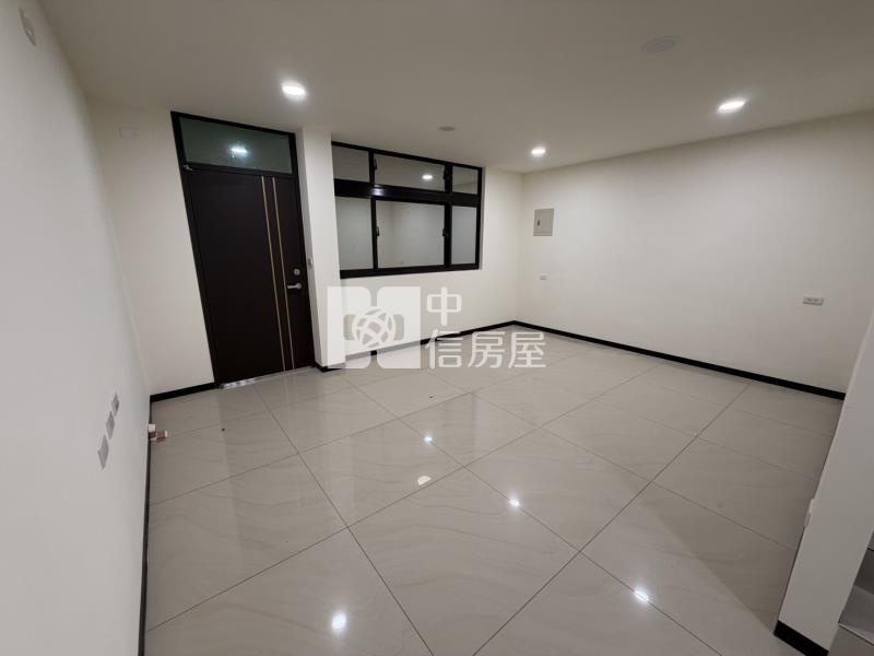 【安家】近龍潭交流道稀有前後院邊間美透天房屋室內格局與周邊環境