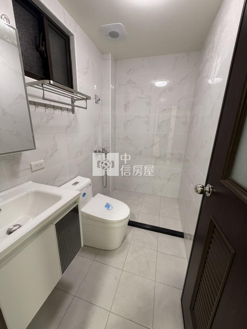 【安家】近龍潭交流道稀有前後院邊間美透天房屋室內格局與周邊環境