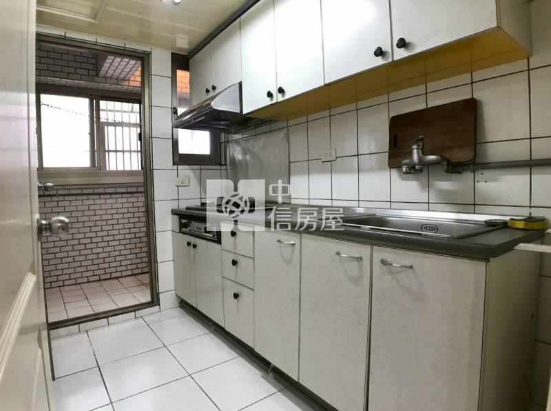 (專任)市區2+1房美居房屋室內格局與周邊環境