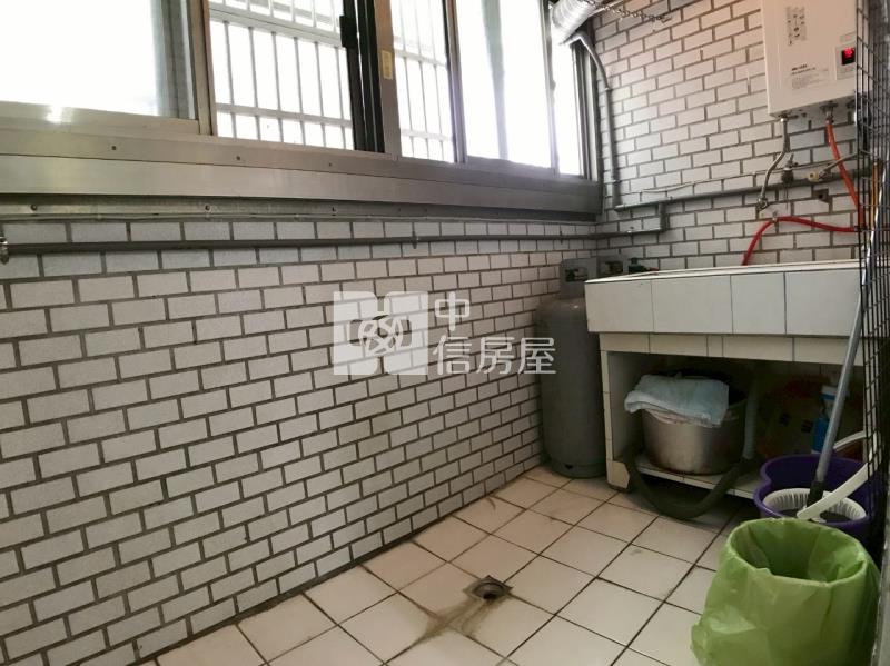 (專任)市區2+1房美居房屋室內格局與周邊環境