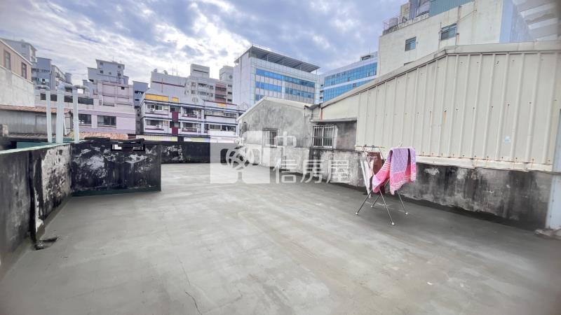 ‼賠售 豬事圓滿公園旁大空間5樓公寓房屋室內格局與周邊環境