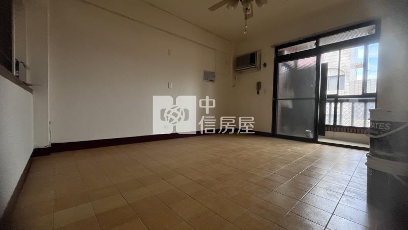 ‼賠售 豬事圓滿公園旁大空間5樓公寓房屋室內格局與周邊環境