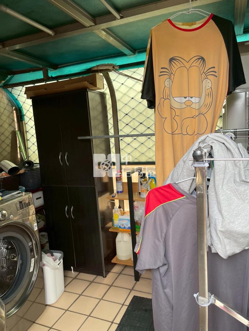 藝文特區稀有次頂樓5房大露臺戶房屋室內格局與周邊環境