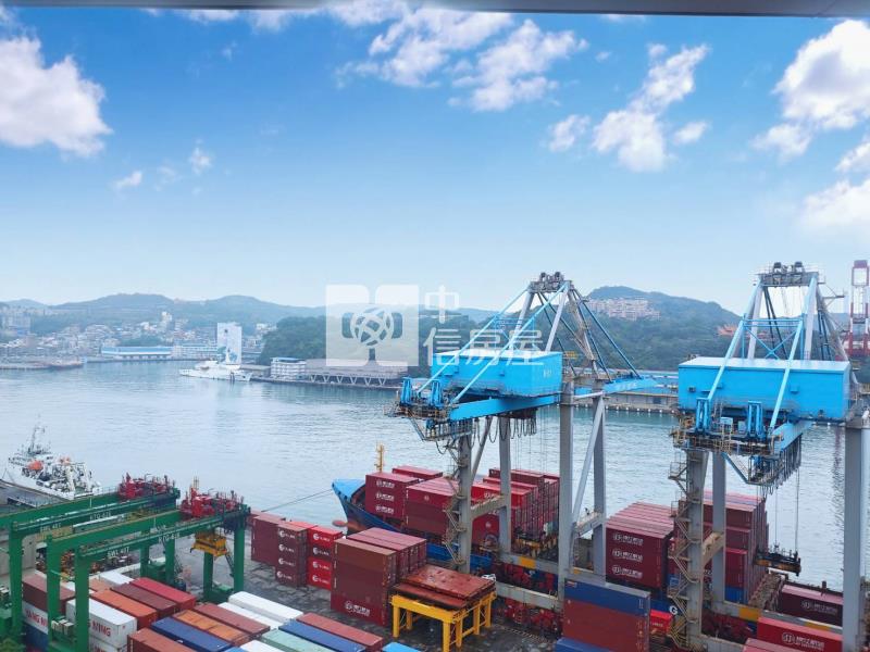 港都明珠-高樓綠山海景可規劃三房房屋室內格局與周邊環境