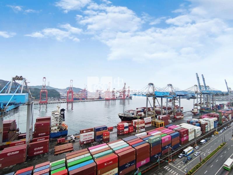 港都明珠-高樓綠山海景可規劃三房房屋室內格局與周邊環境