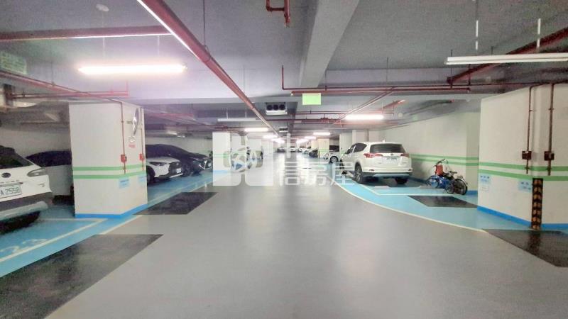 平鎮南勢重劃區電梯3+1房車房屋室內格局與周邊環境