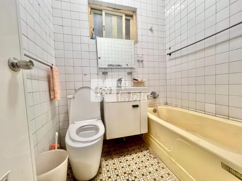 太平長億商圈大地坪大面寬透天房屋室內格局與周邊環境