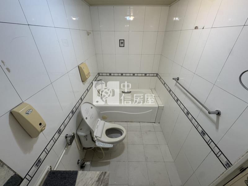 鄉林凱撒震後溫馨兩房車位房屋室內格局與周邊環境