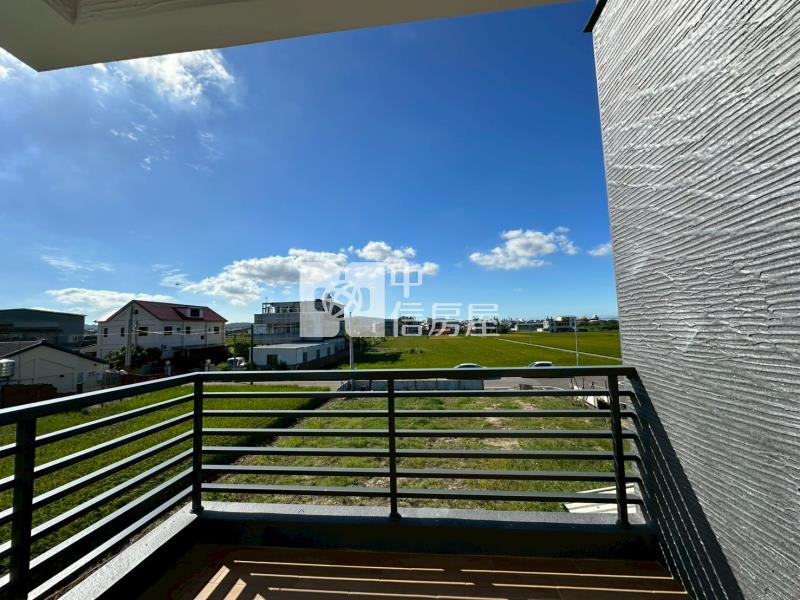 苗栗市六米路全新豪華農舍房屋室內格局與周邊環境