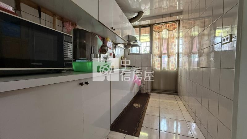 台中南屯稀有景觀美三房房屋室內格局與周邊環境