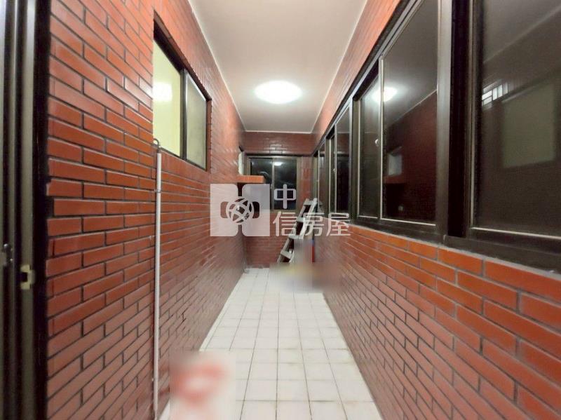 忠貞國小精美2房房屋室內格局與周邊環境