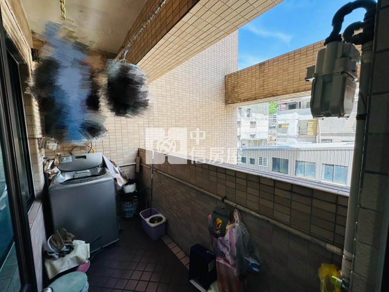 ▲六福晶華豪氣4房平車房屋室內格局與周邊環境