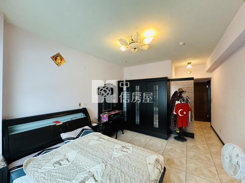 ▲六福晶華豪氣4房平車房屋室內格局與周邊環境