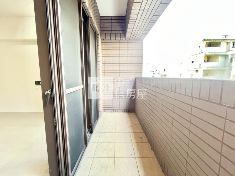 新麗馳三房平移車位房屋室內格局與周邊環境