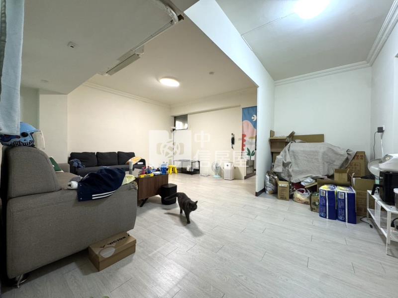 惠文學區精裝大三房車位房屋室內格局與周邊環境