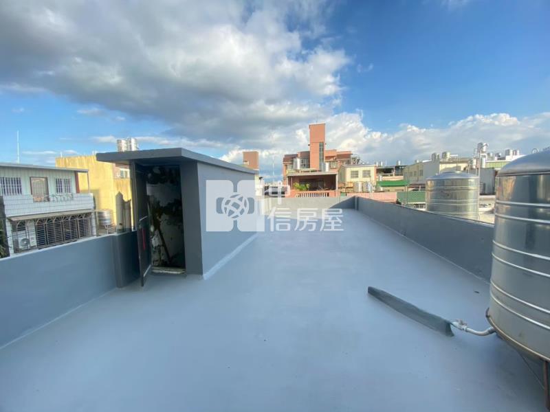 專任★龍岡森林公園旁 大地坪 大面寬 透天房屋室內格局與周邊環境