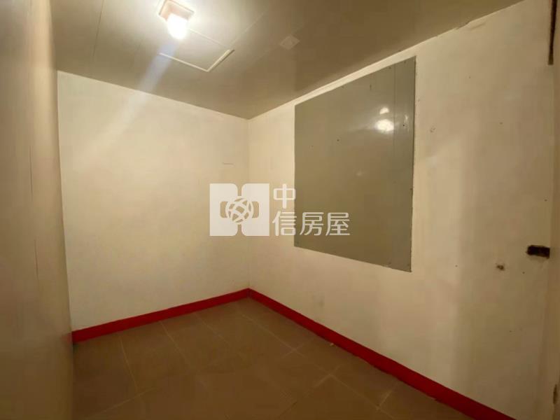 專任★龍岡森林公園旁 大地坪 大面寬 透天房屋室內格局與周邊環境