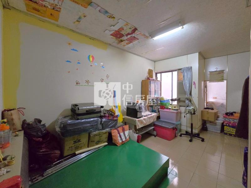 信義國小6.5米大面寬透天房屋室內格局與周邊環境