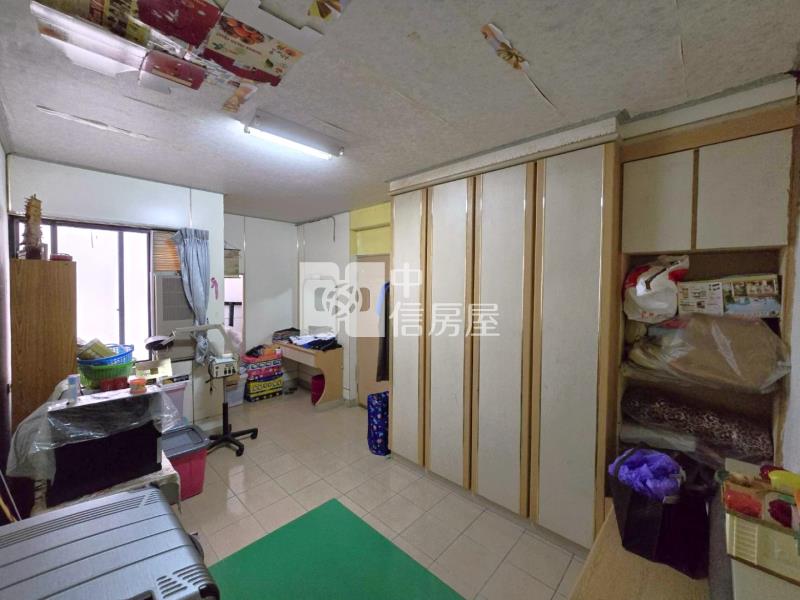 信義國小6.5米大面寬透天房屋室內格局與周邊環境