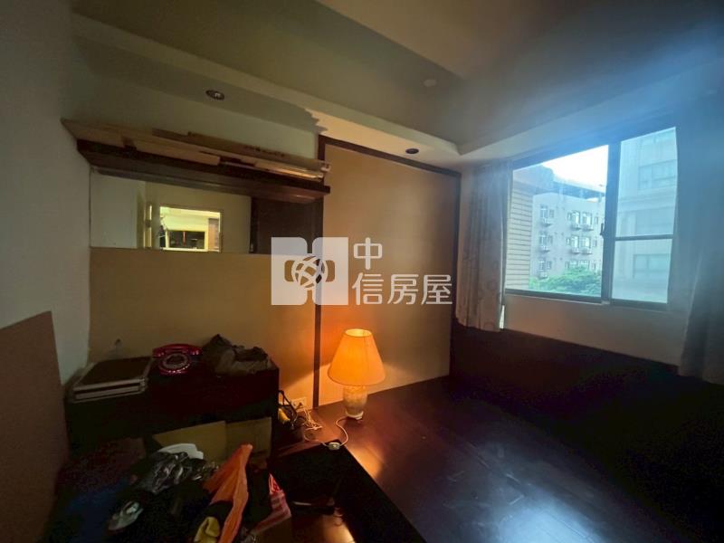 體育園區．太子鳳凰城三房*捷運G27房屋室內格局與周邊環境