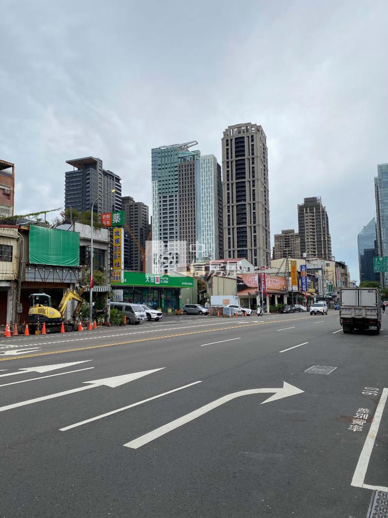 正河南路逢甲商圈高投報透店房屋室內格局與周邊環境