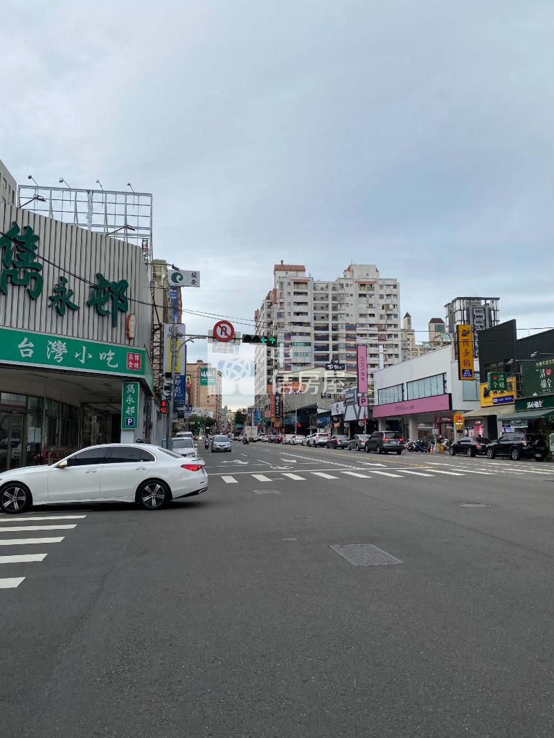 正河南路逢甲商圈高投報透店房屋室內格局與周邊環境