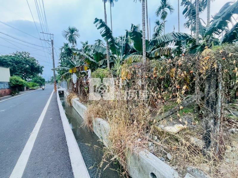 鹽埔庄內方正農地房屋室內格局與周邊環境