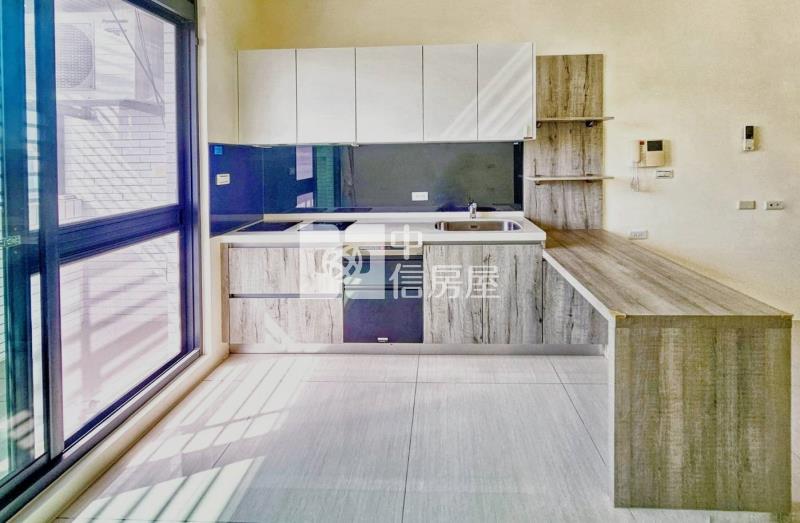 商60小王子面公園兩房平車華廈房屋室內格局與周邊環境