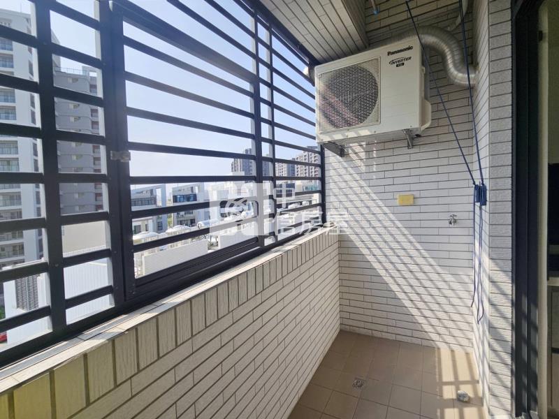 商60小王子面公園兩房平車華廈房屋室內格局與周邊環境