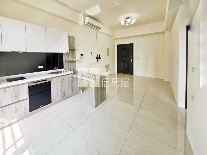 商60小王子面公園兩房平車華廈房屋室內格局與周邊環境