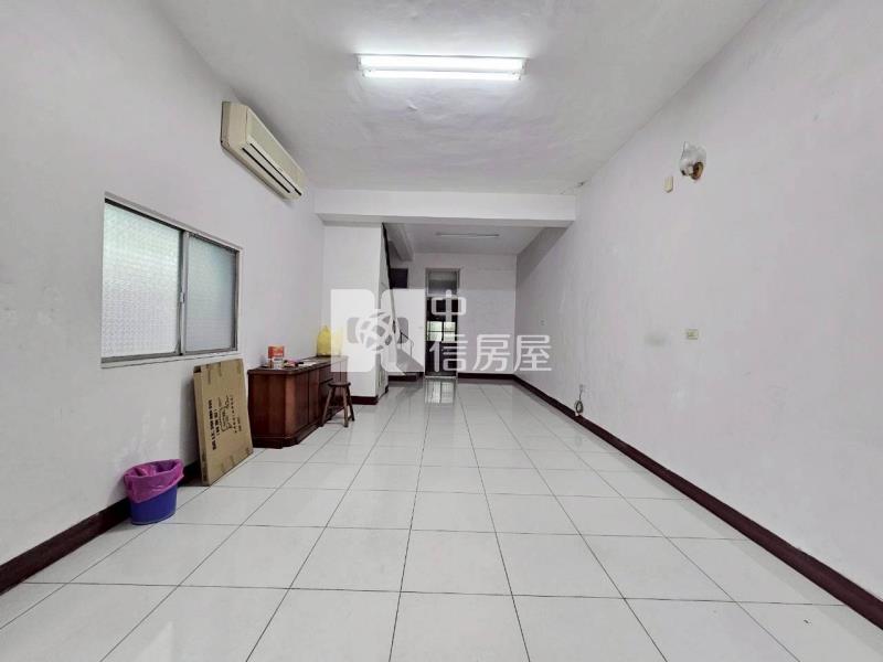 新市蛋黃角窗傳統金店住房屋室內格局與周邊環境