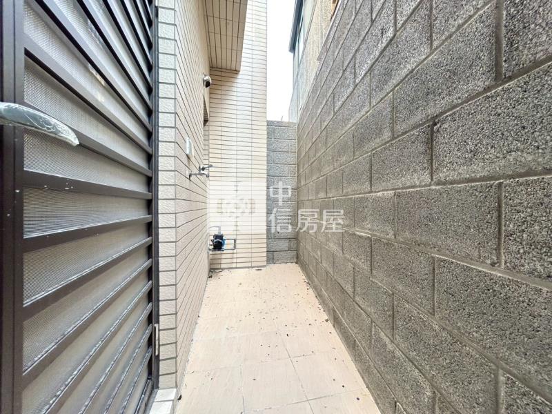 太平樹孝商圈|大地坪全新臨路電梯別墅A房屋室內格局與周邊環境