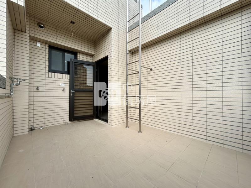 太平樹孝商圈|大地坪全新臨路電梯別墅A房屋室內格局與周邊環境