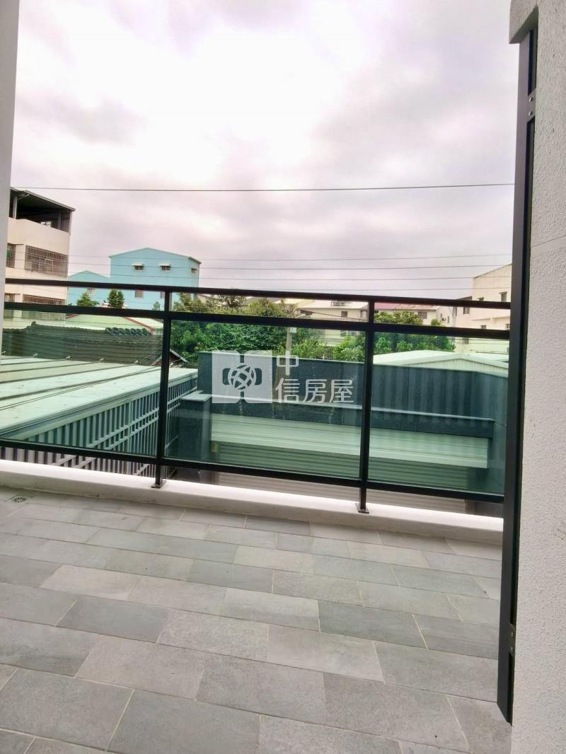 斗六後站雅緻裝潢別墅房屋室內格局與周邊環境