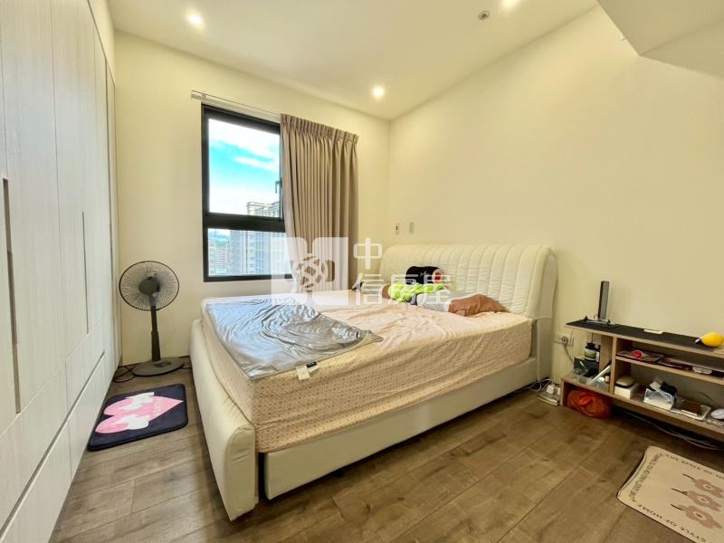 大城十月蜂收精裝三房車位房屋室內格局與周邊環境