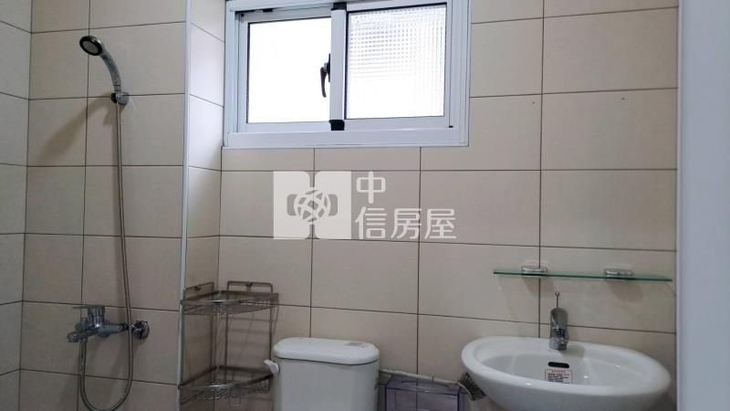 和善街邊間38坪鑫店住房屋室內格局與周邊環境