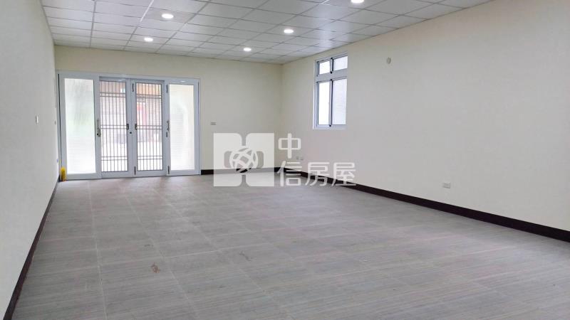 和善街邊間38坪鑫店住房屋室內格局與周邊環境